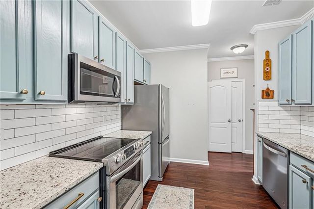 2340 Whiteoak Lane SE, Smyrna, GA 30080
