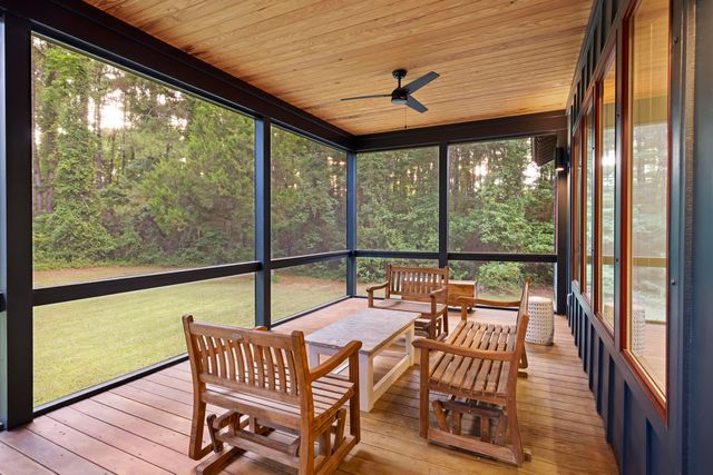 153 Tarbell Lane, Mcclellanville, SC 29458
