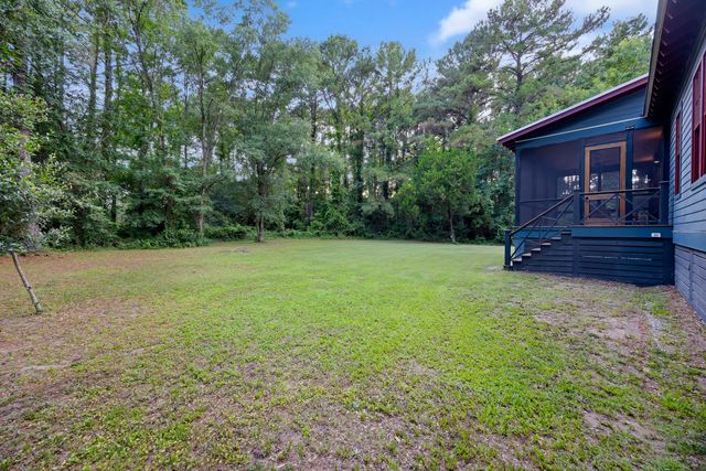 153 Tarbell Lane, Mcclellanville, SC 29458