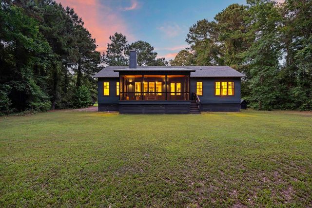 153 Tarbell Lane, Mcclellanville, SC 29458