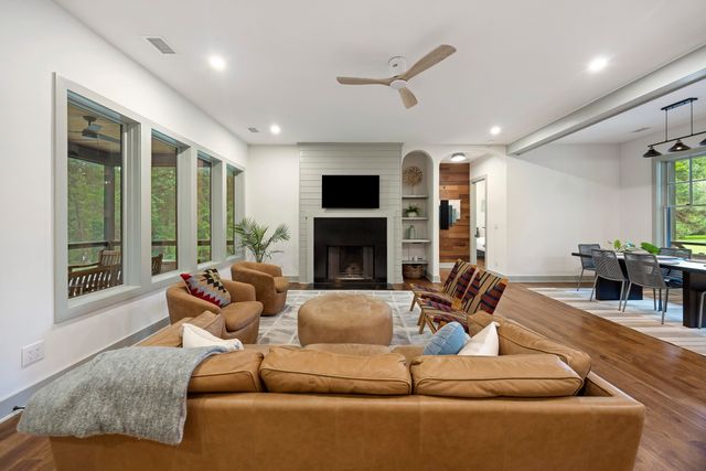 153 Tarbell Lane, Mcclellanville, SC 29458