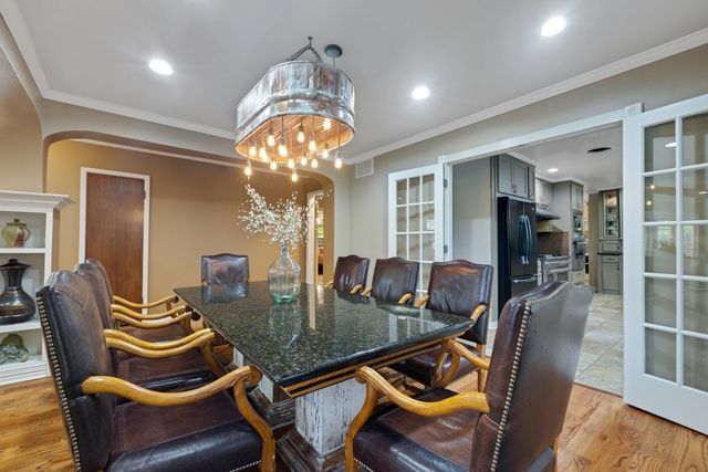 1815 N Bell Avenue, Denton, TX 76209