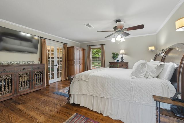 1815 N Bell Avenue, Denton, TX 76209