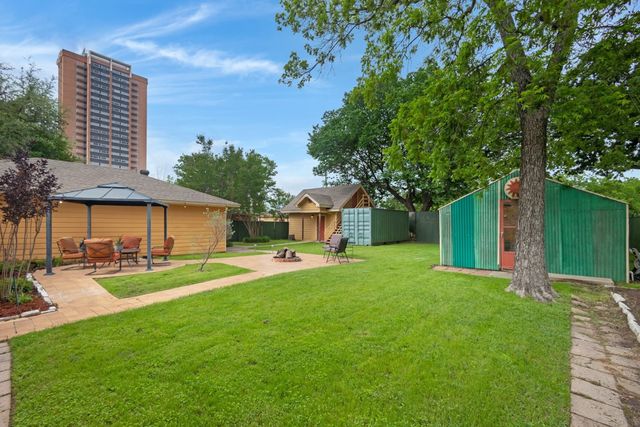 1815 N Bell Avenue, Denton, TX 76209