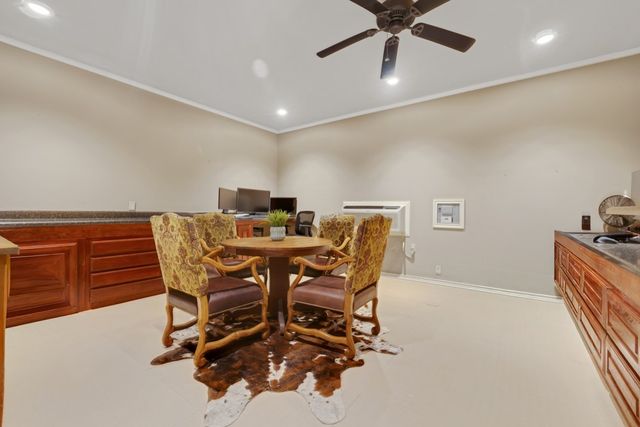 1815 N Bell Avenue, Denton, TX 76209