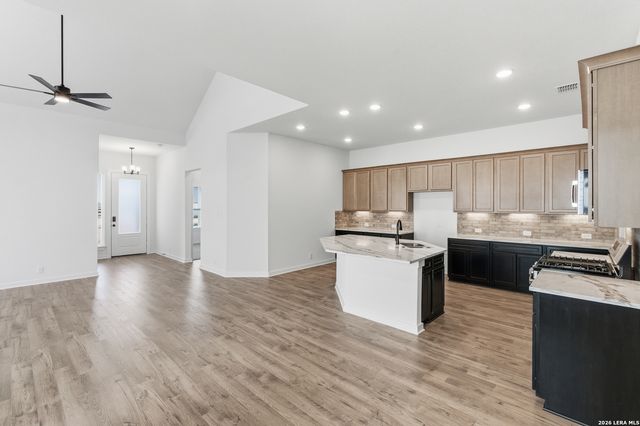 9427 Hidden Stone, Schertz, TX 78154