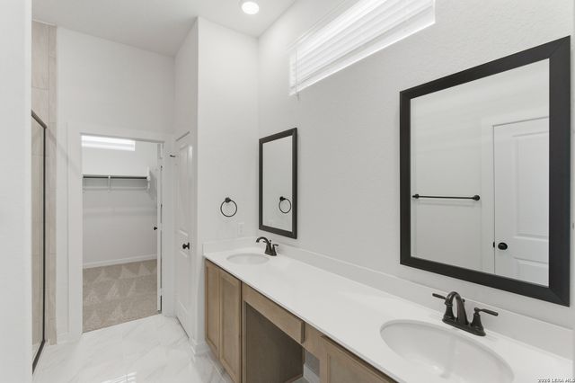 9427 Hidden Stone, Schertz, TX 78154