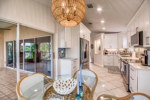 202 Legendary Circle, Palm Beach Gardens, FL 33418