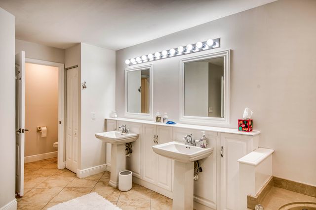 202 Legendary Circle, Palm Beach Gardens, FL 33418