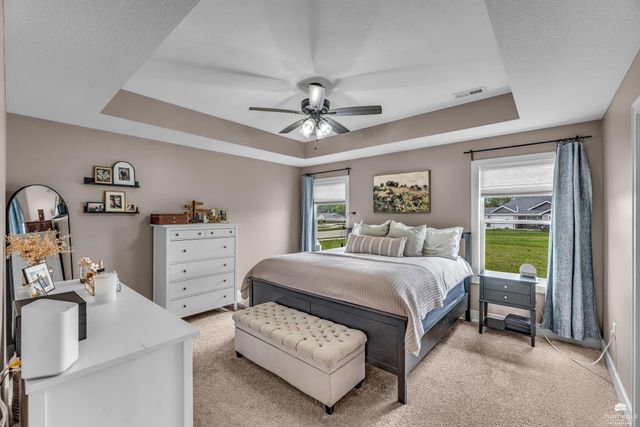 4768 Jackies Way, Manhattan, KS 66502