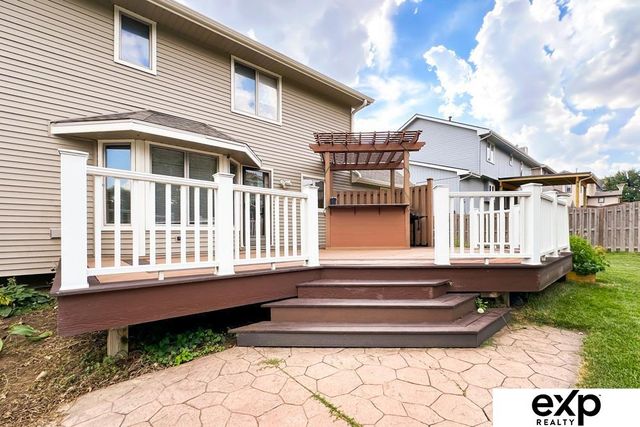 1010 Hogan Street, Papillion, NE 68046