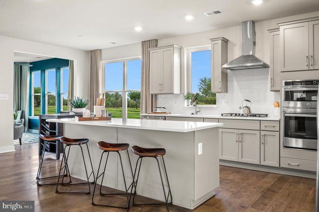 76 SADDLEFORD RD, Smyrna, DE 19977