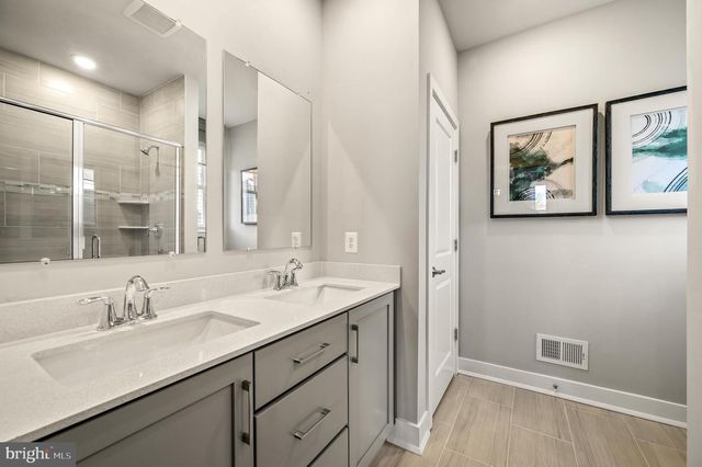 76 SADDLEFORD RD, Smyrna, DE 19977