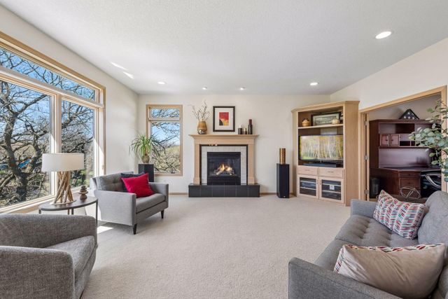 2708 Century Lane NE, Rochester, MN 55906