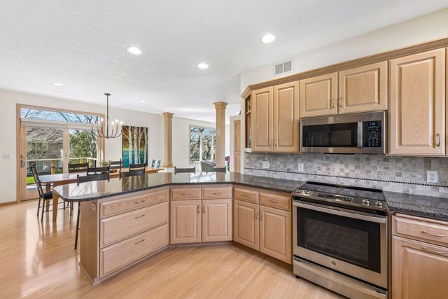 2708 Century Lane NE, Rochester, MN 55906