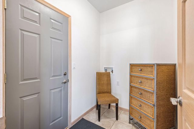 2708 Century Lane NE, Rochester, MN 55906