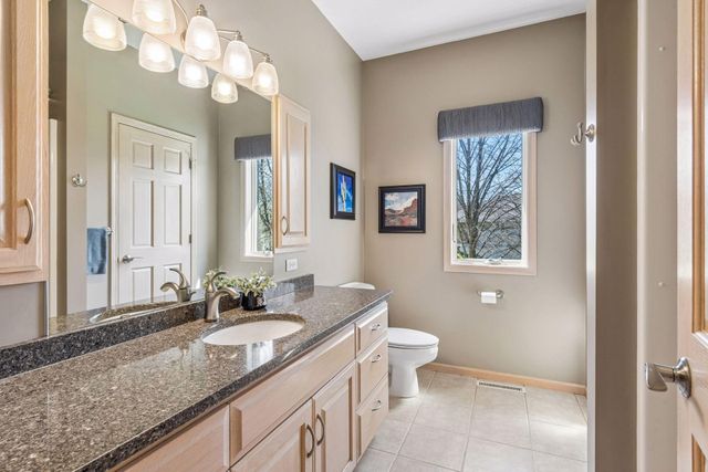 2708 Century Lane NE, Rochester, MN 55906