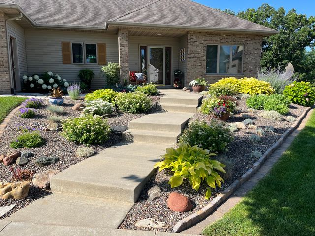 2708 Century Lane NE, Rochester, MN 55906