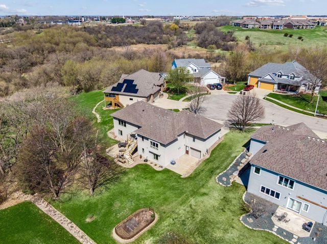 2708 Century Lane NE, Rochester, MN 55906