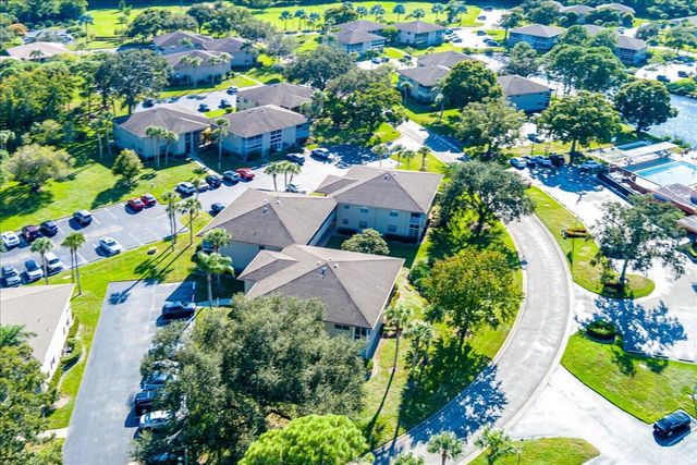 28 Lake Vista Trl Apt 105, Port St Lucie, FL 34952