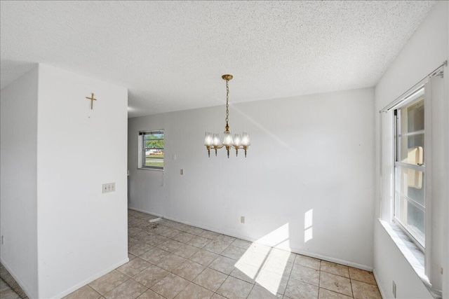 28 Lake Vista Trl Apt 105, Port St Lucie, FL 34952