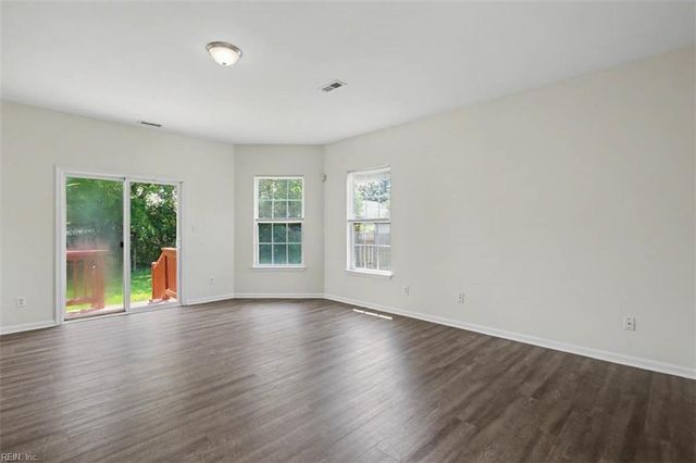 720 27th ST, Newport News, VA 23607
