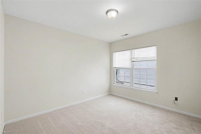 720 27th ST, Newport News, VA 23607