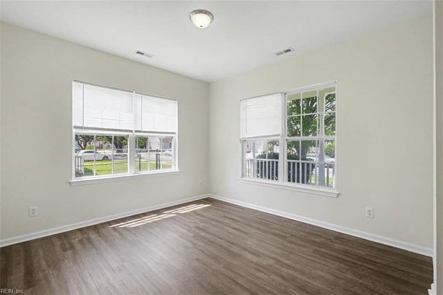 720 27th ST, Newport News, VA 23607