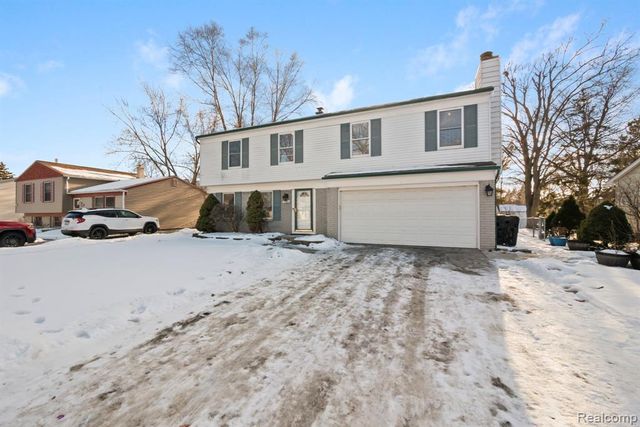 12800 S Daily Drive, Sterling Heights, MI 48313
