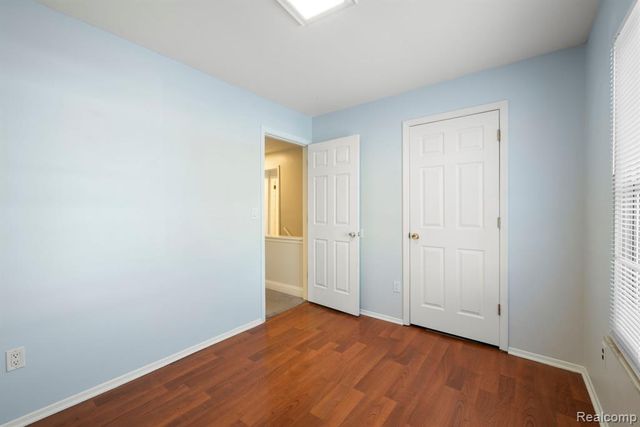 12800 S Daily Drive, Sterling Heights, MI 48313