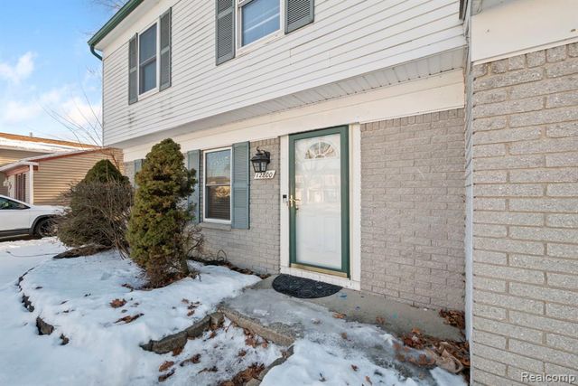 12800 S Daily Drive, Sterling Heights, MI 48313