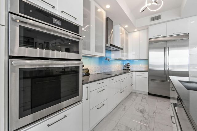 1 Water Club Way Ph2204, North Palm Beach, FL 33408