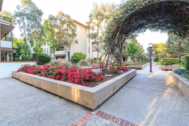 2571 Plaza Del Amo 109, Torrance, CA 90503