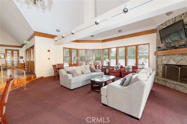 2571 Plaza Del Amo 109, Torrance, CA 90503