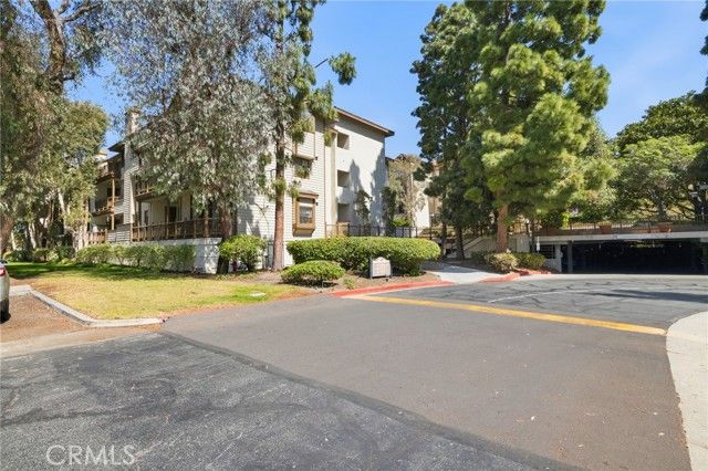 2571 Plaza Del Amo 109, Torrance, CA 90503