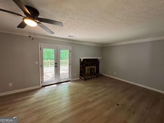1084 Huntington Trace SE, Smyrna, GA 30082