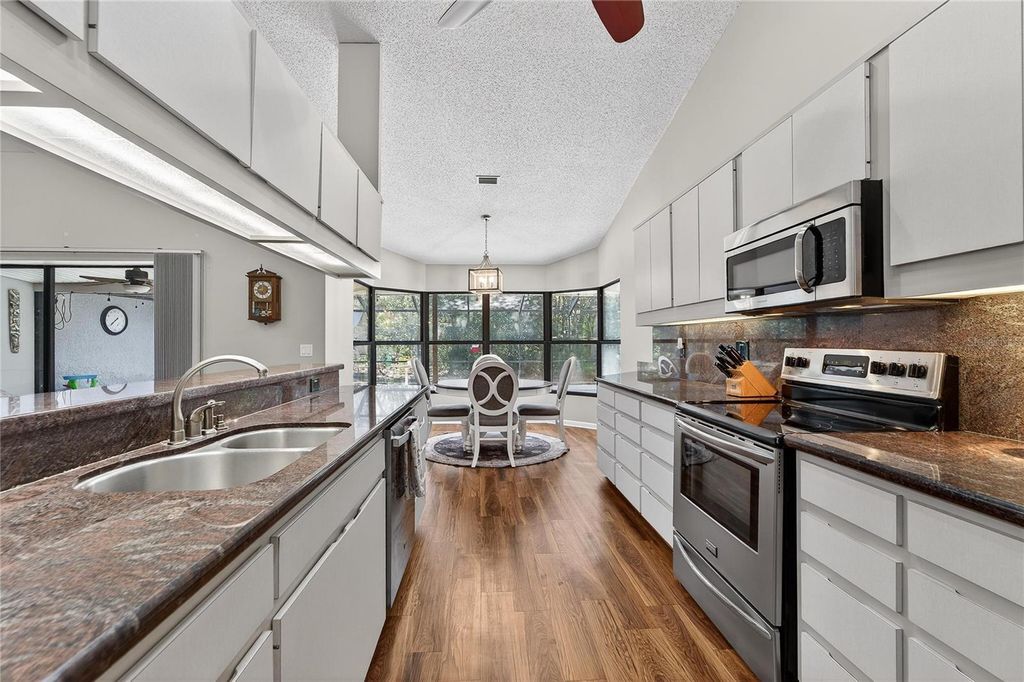 Image 22 of property listing at 23 CHINKAPIN CIRCLE, Homosassa, FL 34446