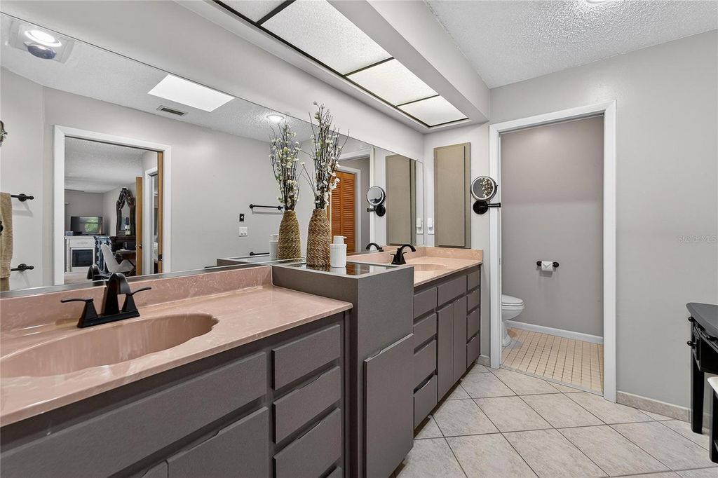 Image 39 of property listing at 23 CHINKAPIN CIRCLE, Homosassa, FL 34446