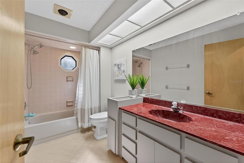 Image 42 of property listing at 23 CHINKAPIN CIRCLE, Homosassa, FL 34446