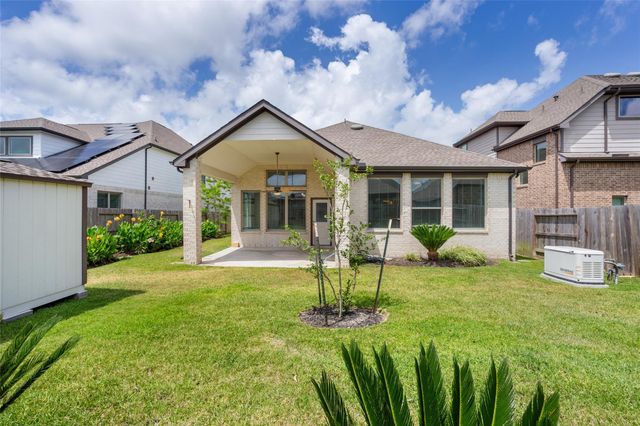 13017 Deep Marine Drive, La Marque, TX 77568