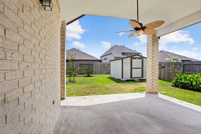 13017 Deep Marine Drive, La Marque, TX 77568