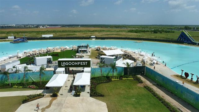 13017 Deep Marine Drive, La Marque, TX 77568