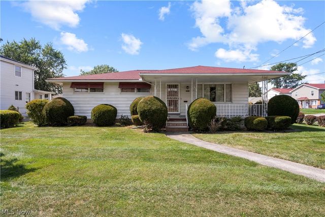 2824 Oberlin Avenue, Lorain, OH 44052