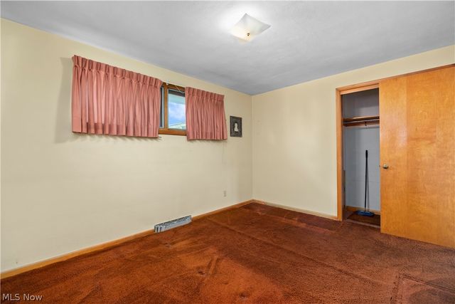 2824 Oberlin Avenue, Lorain, OH 44052