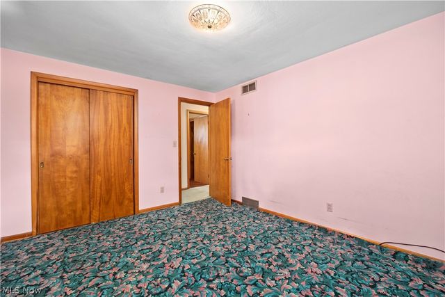 2824 Oberlin Avenue, Lorain, OH 44052