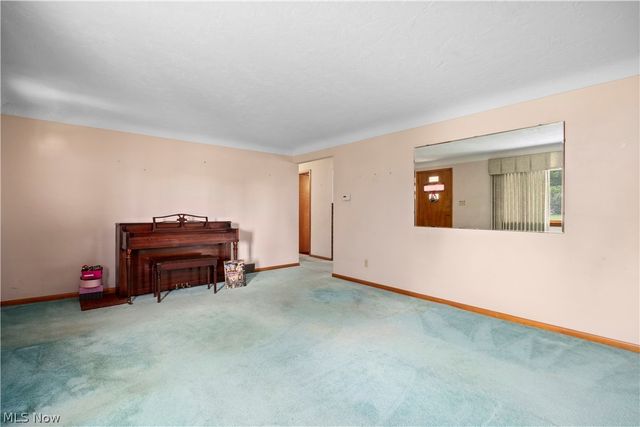 2824 Oberlin Avenue, Lorain, OH 44052