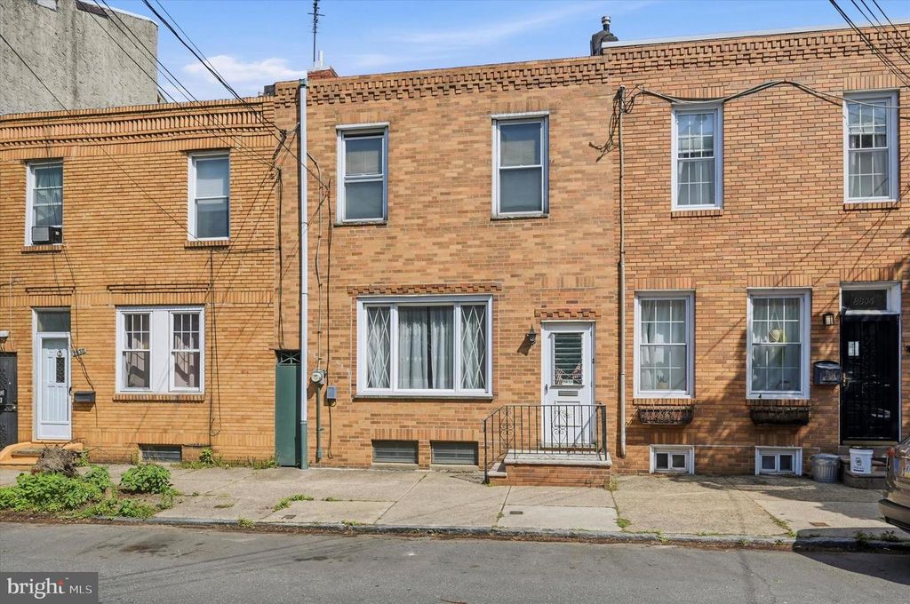 2832 E THOMPSON ST, Philadelphia, PA 19134