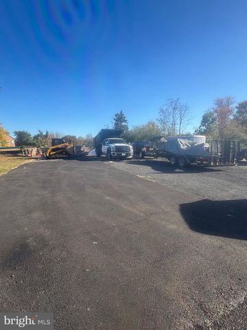 24 VIOLAS LN, Fredericksburg, VA 22405