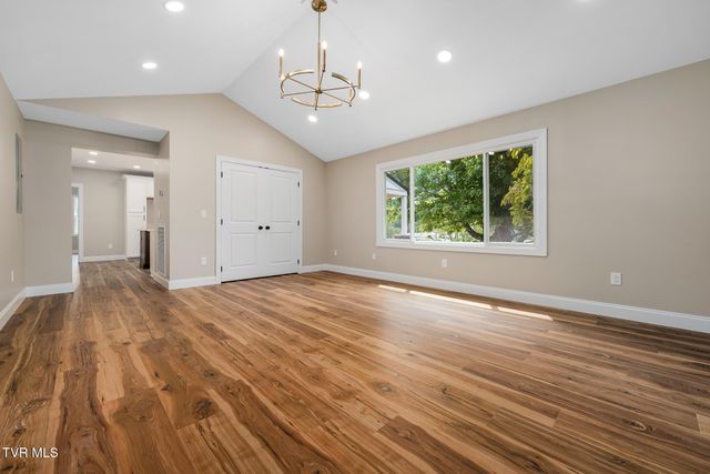 105 Greendale Road, Johnson City, TN 37601