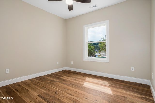105 Greendale Road, Johnson City, TN 37601